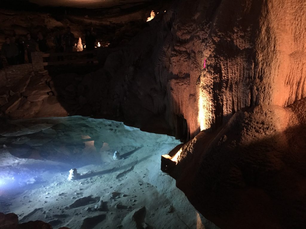 Cumberland Caverns